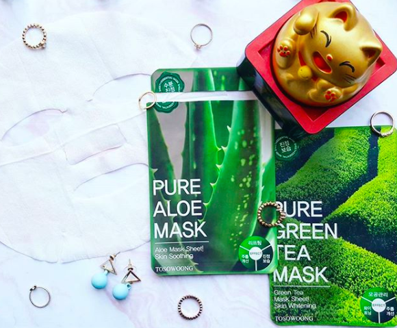 Reviewing Tosowoong Pure Aloe Mask